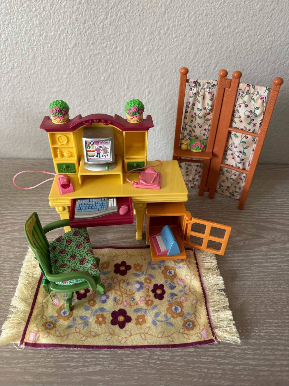 Fisher Price Loving Family Home Office Desk Computer Chair Screen Divider rug